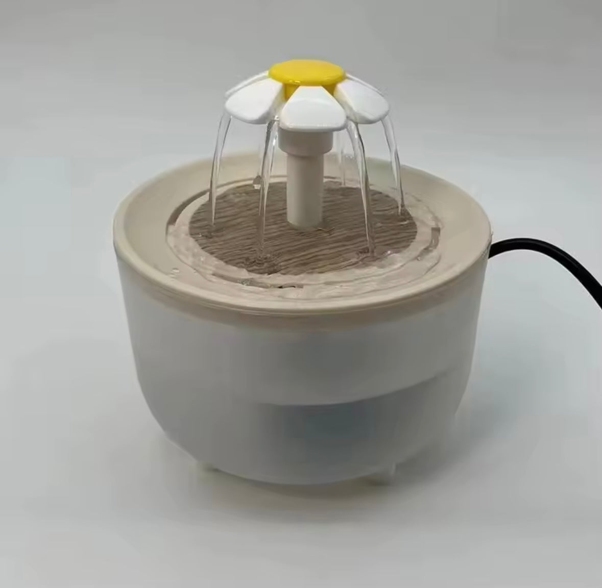 Automatic Pet Water Fountain™ | Fresh Filtered Water 24/7 for Cats & Dogs