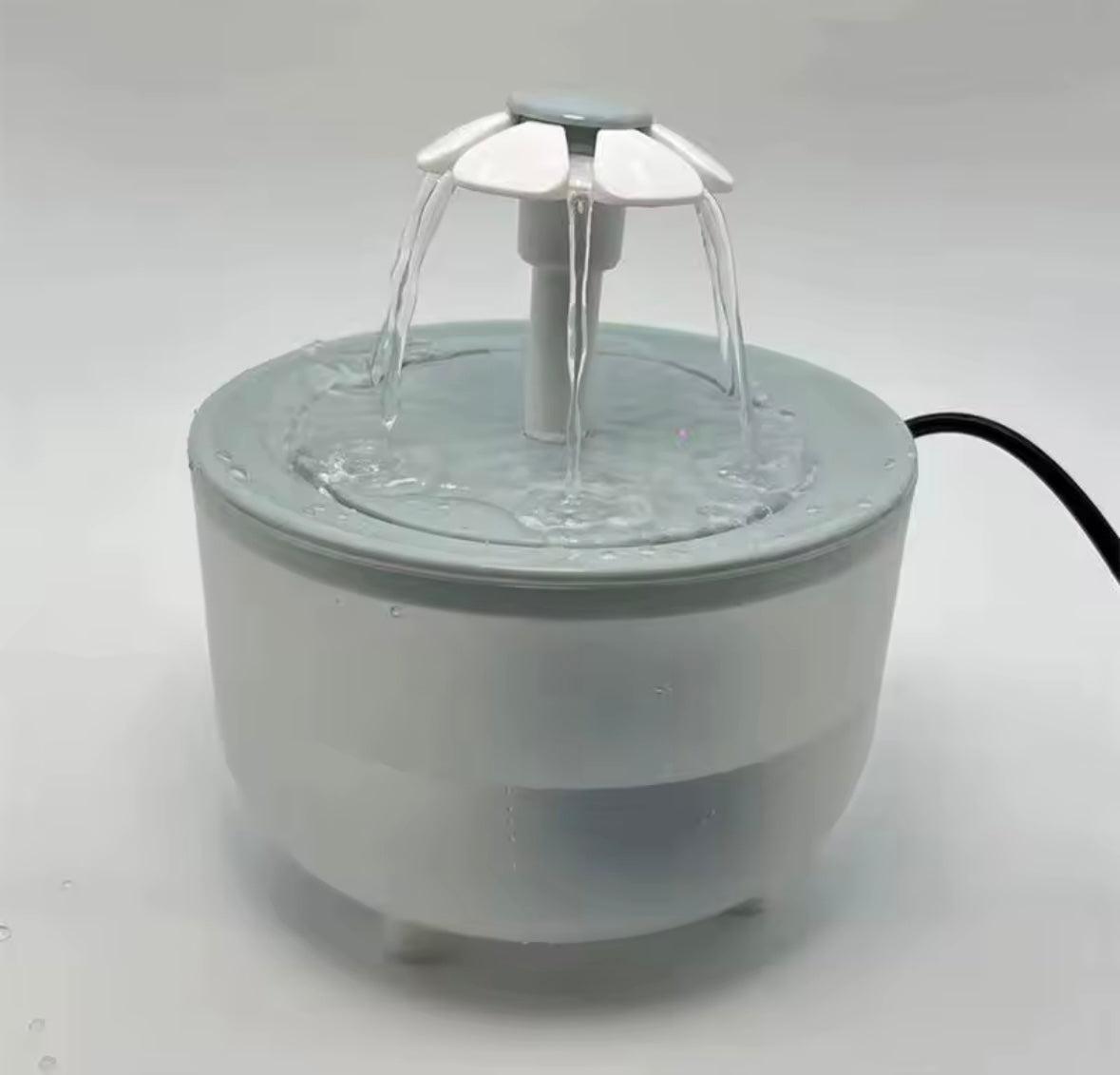 Automatic Pet Water Fountain™ | Fresh Filtered Water 24/7 for Cats & Dogs